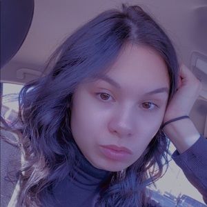 Meet your Posher, Breanne